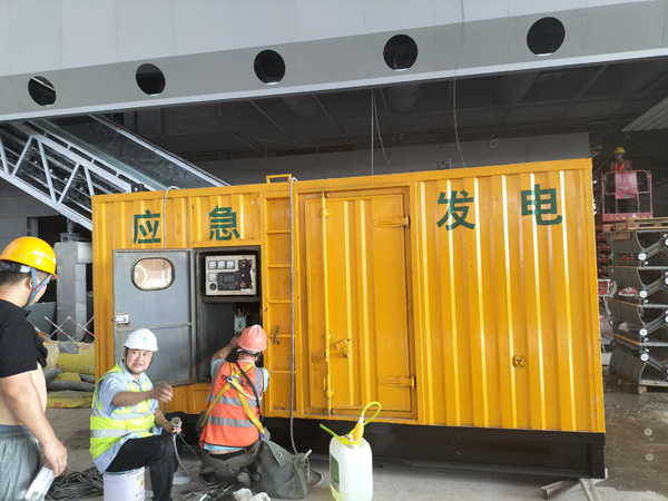 阳高怎样判断空气滤清器是否需要更换？
